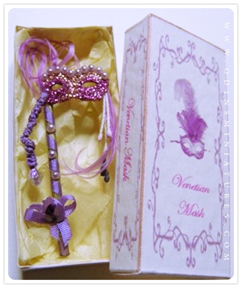 GOLD, LILAC & PINK VENETIAN MASK